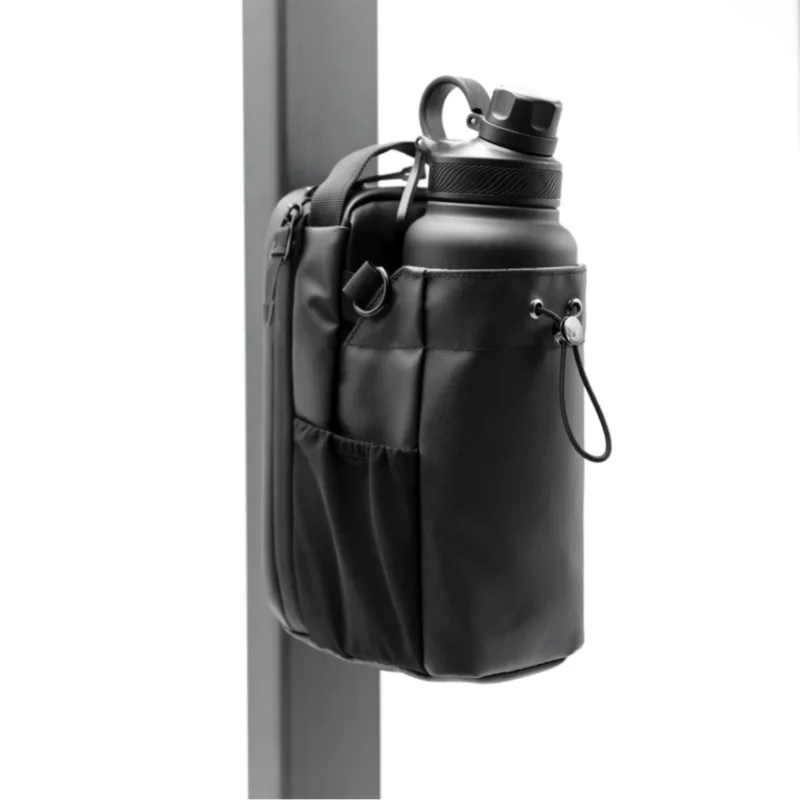 Magnetic gym bag